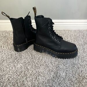 Dr. Martens Jadon III Black Pisa Leather Platform Boots